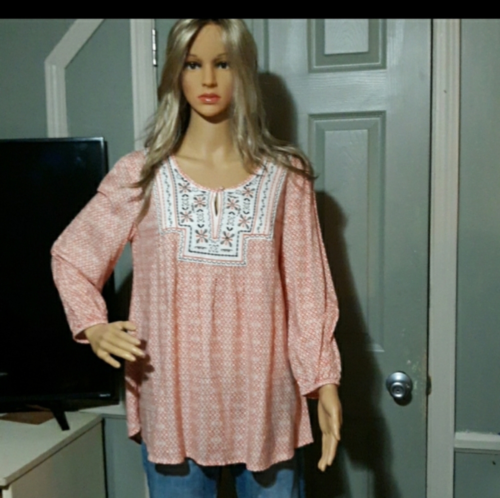 Style & Co. Women's Top XS.Only at Macy's Neck Detailing 100%Rayon. Orange/White